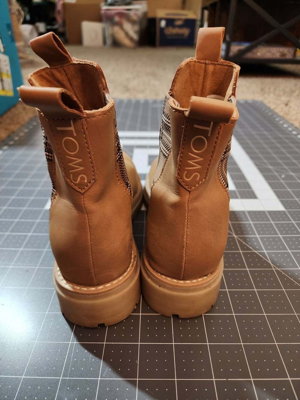 TOMS Skylar Boots Size 7 Brown Chelsea Lug Sole Plaid